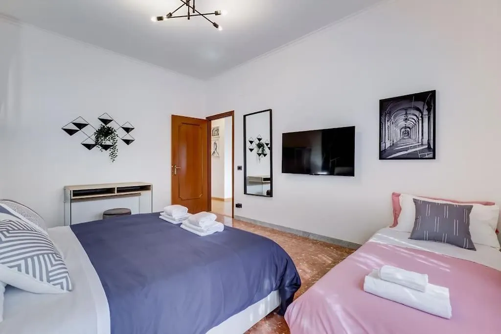 Apartment Bdc - Rome, Open City! 3-Bdr!
