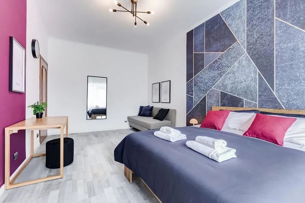 Apartment Bdc - Rome, Open City! 3-Bdr! Italy
