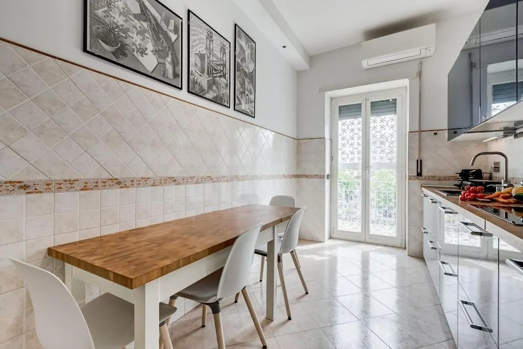 Apartment Bdc - Rome, Open City! 3-Bdr! Italy