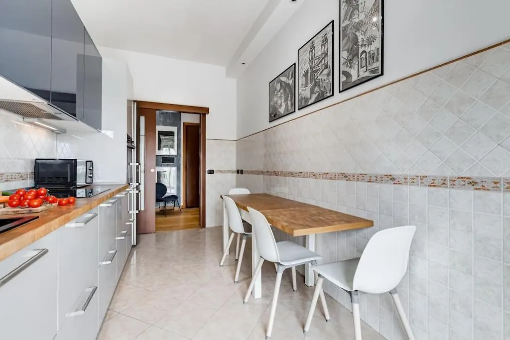 Bdc - Rome, Open City! 3-Bdr! Apartment Rome