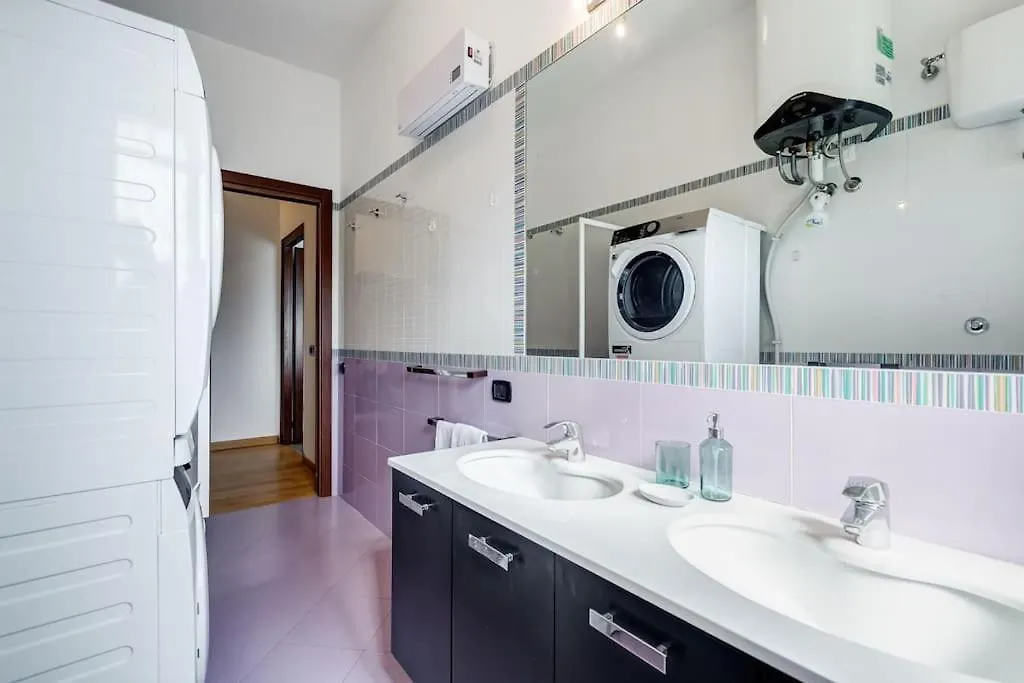 Apartment Bdc - Rome, Open City! 3-Bdr!