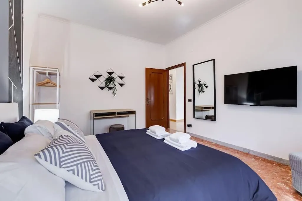 Apartment Bdc - Rome, Open City! 3-Bdr!