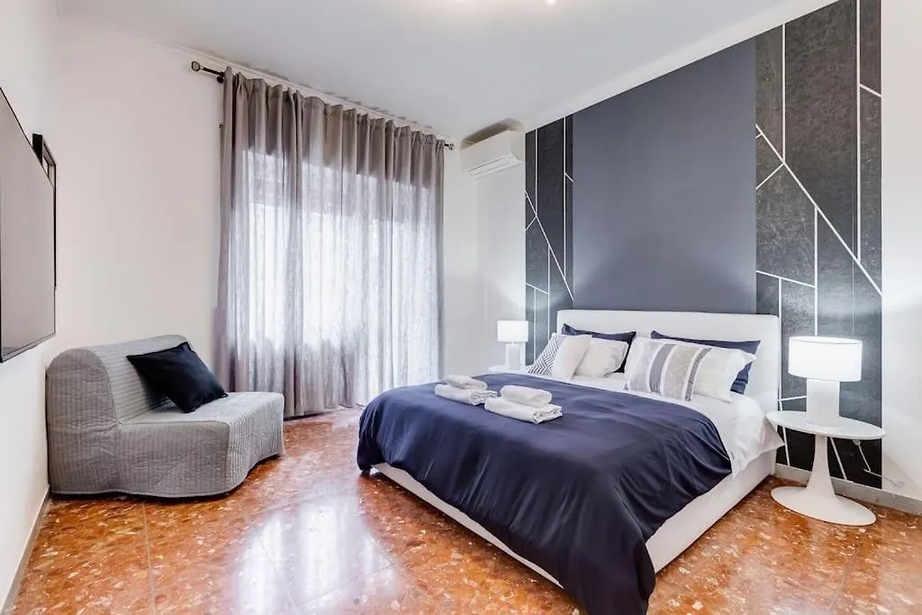 Apartment Bdc - Rome, Open City! 3-Bdr! Italy